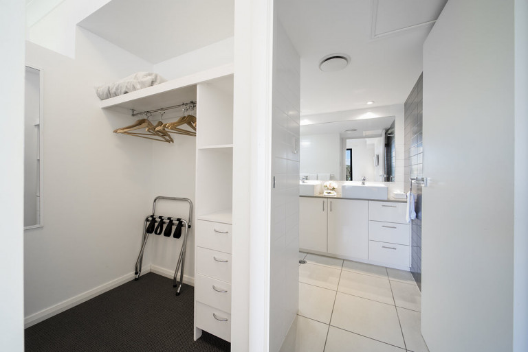 The Bay Apartments 2 Bedroom Apt 27 1200px 12